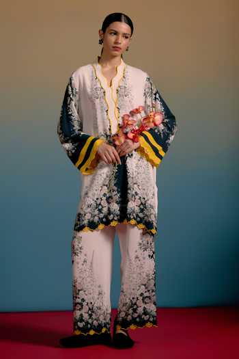 Shetab Kazmi_Ivory Cotton V-neck Nera Printed Kurta And Pant Set _at_Aza_Fashions