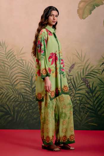 Shetab Kazmi_Green Cotton Collared Vera Printed Kurta And Pant Set _Online_at_Aza_Fashions