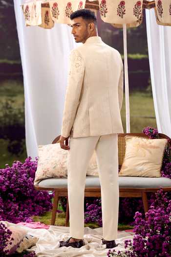Aariyana Couture Floral Embroidered Bandhgala Set 
