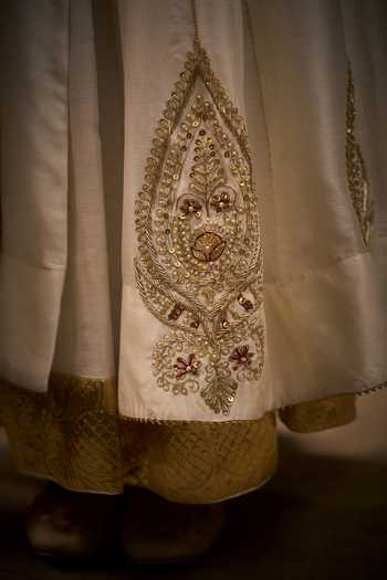 Buy_Hirika & Dhruti_Off White Chanderi, Silk Zari Scoop Badla Hand Work Anarkali With Long Jacket _Online_at_Aza_Fashions