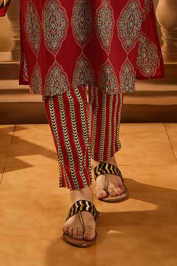 Jhambthreads_Maroon Pure Cotton Motif Print Kurta Set _Online_at_Aza_Fashions