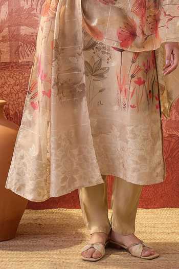 Jhambthreads Beige Chanderi, Muslin Zari V-neck Floral Printed Straight Kurta Set Online at Aza Fashions Jhambthreads_Beige Chanderi, Muslin Zari V-neck Floral Printed Straight Kurta Set _Online_at_Aza_Fashions