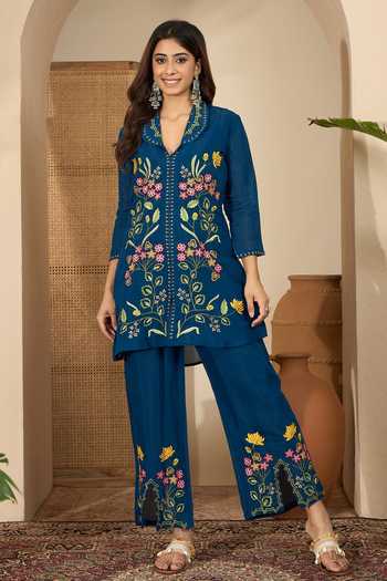 Jhambthreads Embroidered Kurta & Pant Set 