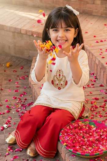 Buy_Petite Pomme_White Crepe, Net Embroidery, Zari Placement Kurta Palazzo Set _Online_at_Aza_Fashions