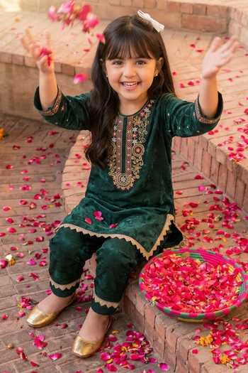 Shop Petite Pomme Green Polyester Embroidery, Sequins, Zari Work Kurta And Pant Set Online at Aza Fashions Shop_Petite Pomme_Green Polyester Embroidery, Sequins, Zari Work Kurta And Pant Set _Online_at_Aza_Fashions
