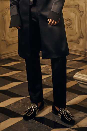Buy_Mahima Mahajan_Black Satin, Linen Embroidery Ekveer Madrid Fabric Sherwani Set _Online_at_Aza_Fashions