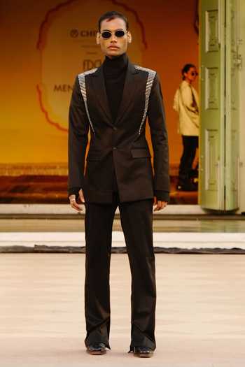 Buy Mahima Mahajan Black Cotton, Viscose Sequins Zain Placed Embroidered Blazer Online at Aza Fashions Buy_Mahima Mahajan_Black Cotton, Viscose Sequins Zain Placed Embroidered Blazer _Online_at_Aza_Fashions