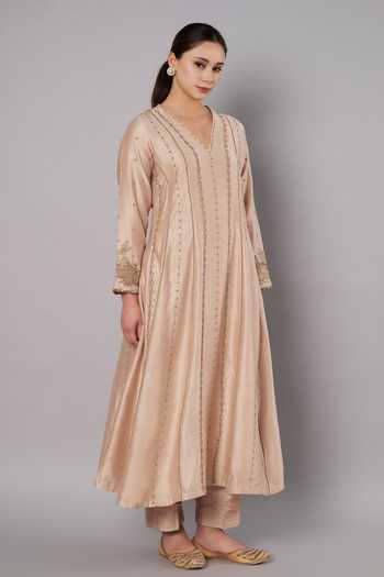 Shop_Doux Amour_Gold Chanderi Embroidery, Beads, Applique V-neck Spring Halo Anarkali Set _Online_at_Aza_Fashions