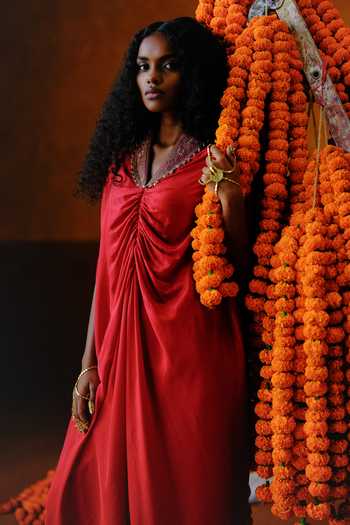 Alam By Tulsi Patel_Red Silk Gota Patti Collared Bela Hand Embroidered Cape And Pant Set _Online_at_Aza_Fashions