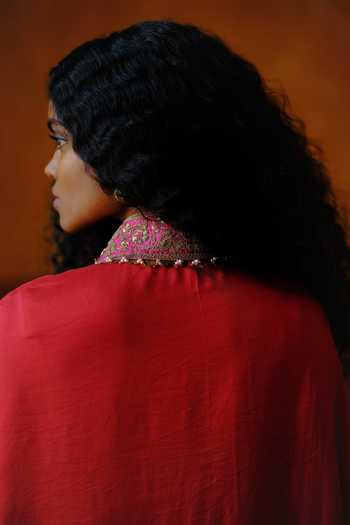 Buy_Alam By Tulsi Patel_Red Silk Gota Patti Collared Bela Hand Embroidered Cape And Pant Set 