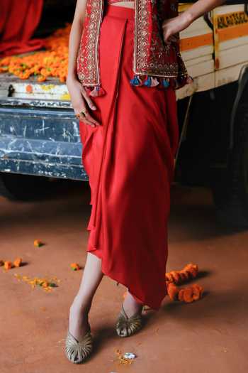 Alam By Tulsi Patel_Red Silk Embroidery, Tassels Scoop Neck Kanchan Jacket And Draped Skirt Set _Online_at_Aza_Fashions