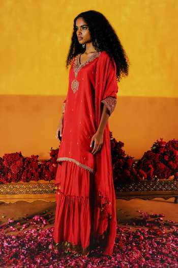 Alam By Tulsi Patel_Gold Silk Embroidery, Tassels V-neck, Yes Semal Kurta Sharara Set _at_Aza_Fashions