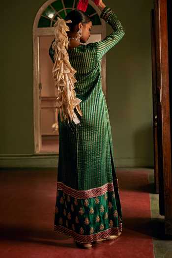 Alam By Tulsi Patel_Gold Silk, Cotton, Tissue Embroidery Round Neck Hand Stripe Kurta And Pant Set _Online_at_Aza_Fashions
