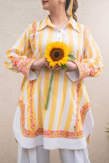 Buy_Daljit Sudan_Yellow Cotton Embroidery Collared Stripe Pattern Kurta Set 