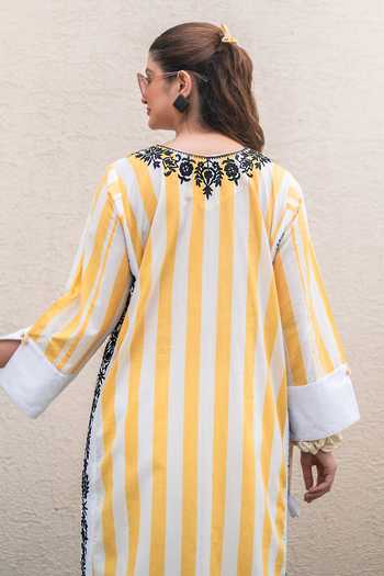 Daljit Sudan_Yellow Cotton Embroidery Split V-neck Striped Kurta And Pant Set _Online_at_Aza_Fashions