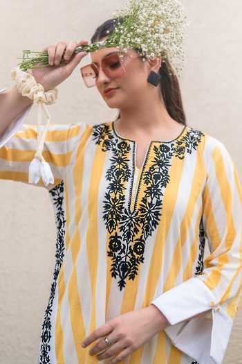Buy_Daljit Sudan_Yellow Cotton Embroidery Split V-neck Striped Kurta And Pant Set _Online_at_Aza_Fashions