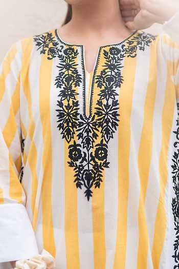 Buy_Daljit Sudan_Yellow Cotton Embroidery Split V-neck Striped Kurta And Pant Set 