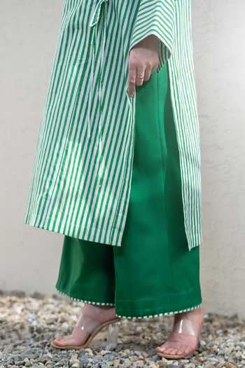 Buy_Daljit Sudan_Green Cotton Embroidery Square Neck, Yes Dark Striped Kurta And Pant Set _Online_at_Aza_Fashions