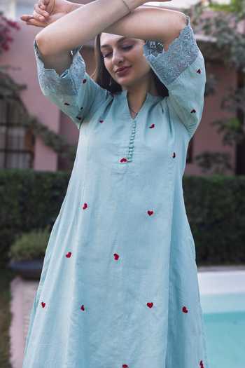 ASRUMO_Blue Cotton Machine Embroidery V-neck Heart Kurta And Pant Set _Online_at_Aza_Fashions