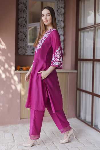 ASRUMO_Pink Chanderi Embroidery V-neck, Yes Mul Kurta Set _Online_at_Aza_Fashions