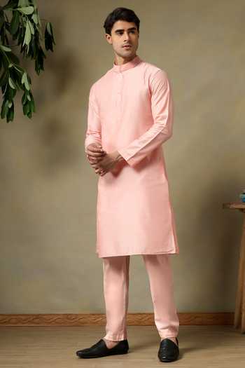 Pomcha Jaipur Pink Silk, Cotton Chaap Salmon Kurta Set Online at Aza Fashions Pomcha Jaipur_Pink Silk, Cotton Chaap Salmon Kurta Set _Online_at_Aza_Fashions