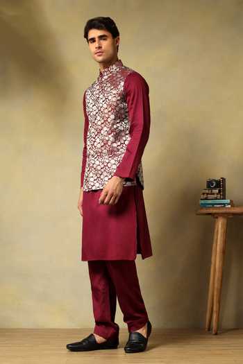 Pomcha Jaipur_Maroon Silk Zari Chaap Brocade Bundi Kurta Set _Online_at_Aza_Fashions