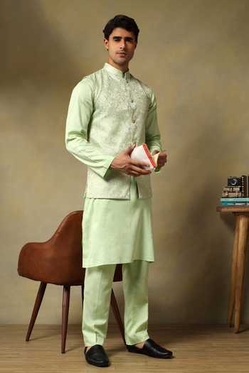 Shop Pomcha Jaipur Green Silk Chaap Brocade Bundi Kurta Set Shop_Pomcha Jaipur_Green Silk Chaap Brocade Bundi Kurta Set