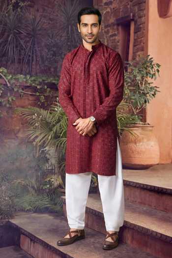 Jhambthreads Embroidered Kurta Set 