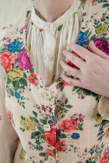 Buy_Dhaari_Red Silk, Cotton Floral Handwoven Jacket _Online_at_Aza_Fashions