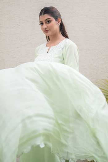 Daljit Sudan_Green Cotton, Organza Keyhole Neck, Yes Placed Embroidered Kurta Set _Online_at_Aza_Fashions