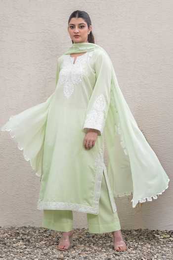 Daljit Sudan_Green Cotton, Organza Keyhole Neck, Yes Placed Embroidered Kurta Set _at_Aza_Fashions