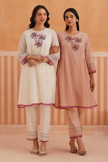OMI_Pink Chanderi Embroidery Round Neck Mul Kurta And Pant Set _at_Aza_Fashions