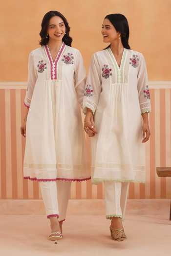 OMI_Pink Chanderi, Cotton Satin Embroidery V-neck, Yes Mul Kurta And Pant Set _at_Aza_Fashions