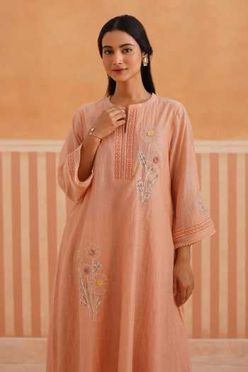 OMI_Peach Chanderi, Cotton Satin Embroidery Round Neck Mul Kurta And Pant Set _at_Aza_Fashions