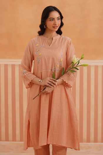 Buy_OMI_Peach Chanderi, Cotton Satin Embroidery Split V-neck, Yes Mul Kurta And Pant Set _Online_at_Aza_Fashions