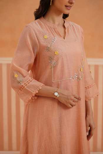 Buy_OMI_Peach Chanderi, Cotton Satin Embroidery Split V-neck, Yes Mul Kurta And Pant Set 