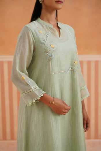 OMI_Green Chanderi, Cotton Satin Embroidery Mandarin Thread Mul Kurta And Pant Set _at_Aza_Fashions