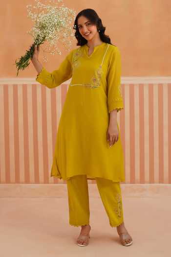 Shop_OMI_Mustard Chanderi, Cotton Satin Thread Embroidery, Machine Mul Kurta And Pant Set _Online_at_Aza_Fashions