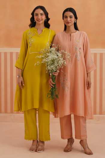 OMI_Mustard Chanderi, Cotton Satin Thread Embroidery, Machine Mul Kurta And Pant Set _at_Aza_Fashions