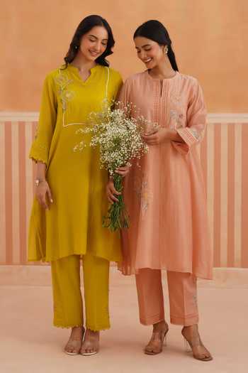 Buy_OMI_Mustard Chanderi, Cotton Satin Thread Embroidery, Machine Mul Kurta And Pant Set 