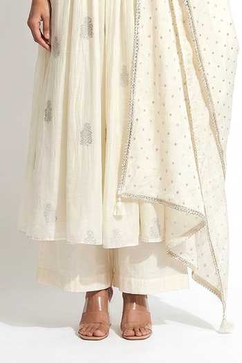 Basanti Kapde aur Koffee_Ivory Cotton V-neck Embroidered Anarkali And Palazzo Set _Online_at_Aza_Fashions