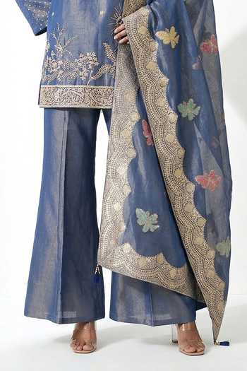 Basanti Kapde aur Koffee_Blue Tissue Round Neck Zari Work Banarsi Kurta And Palazzo Set _Online_at_Aza_Fashions