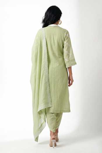 Basanti Kapde aur Koffee Lace Embroidered Kurta Set 