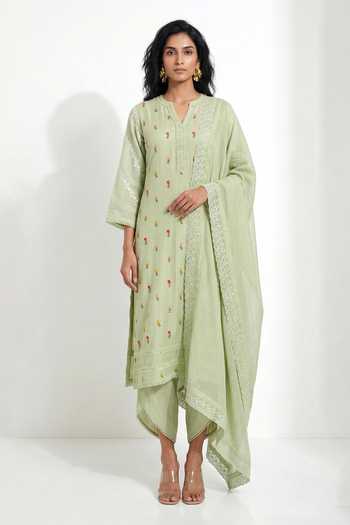 Basanti Kapde aur Koffee Lace Embroidered Kurta Set 