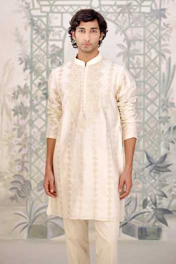 Shop_Shyam Narayan Prasad_Gold Chanderi Embroidery, Gota Patti Thread Kurta Set 