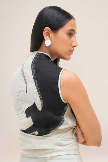 Buy_Ampm_Black Linen V-neck Robin Top And Pant Set 