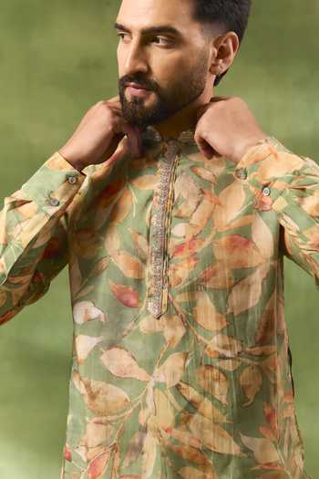 Shop SPRING BREAK Green Silk, Cotton Botanical Print Kurta Set Online at Aza Fashions Shop_SPRING BREAK_Green Silk, Cotton Botanical Print Kurta Set _Online_at_Aza_Fashions