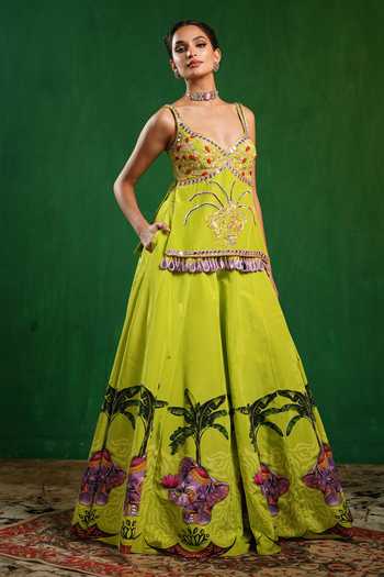 Ahi Clothing_Green Crepe Sweetheart Neck Elephant Print Lehenga And Kurta Set _Online_at_Aza_Fashions