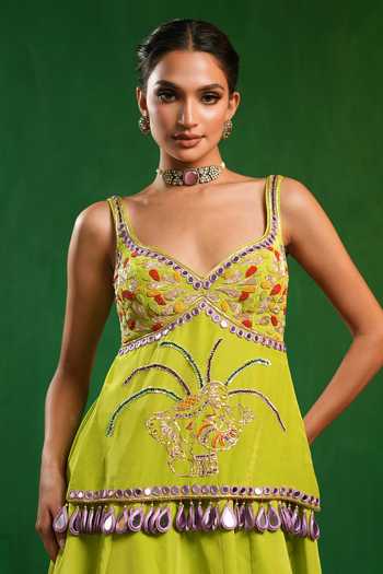 Buy_Ahi Clothing_Green Crepe Sweetheart Neck Elephant Print Lehenga And Kurta Set _Online_at_Aza_Fashions