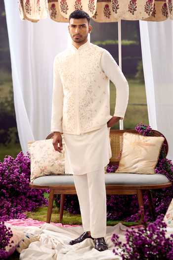 Buy_Aariyana Couture_White Silk, Cotton Embroidery Floral Nehru Jacket And Kurta Set _Online_at_Aza_Fashions